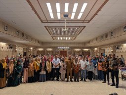 Workshop AI untuk UMKM Gresik: Ketika Teknologi Digital Mulai Menjangkau Usaha Kecil di Daerah
