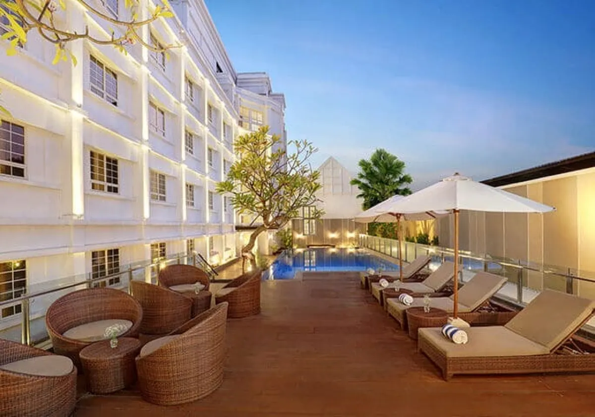 Menjelajahi Masa Lalu Surabaya Lewat Living Museum di Kokoon Hotel